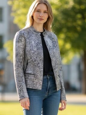 White House Black Market Snake Print Jacket.  Sz 6 Pit To Pit 17" Length…